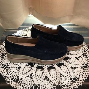 Platform Navy , extra lightweight shoes